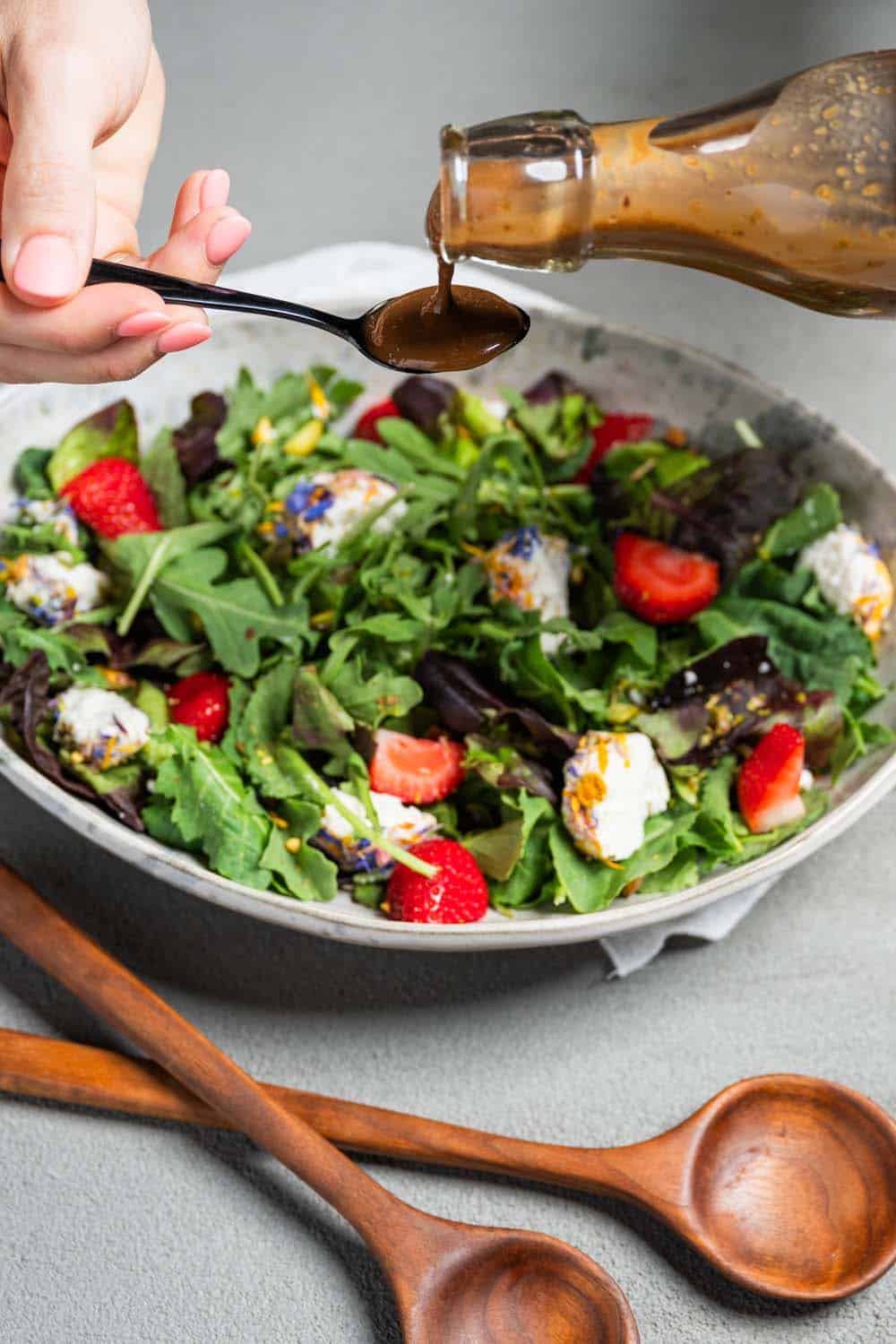 An Easy To Follow Guide For Infusing Salad Dressing With THC